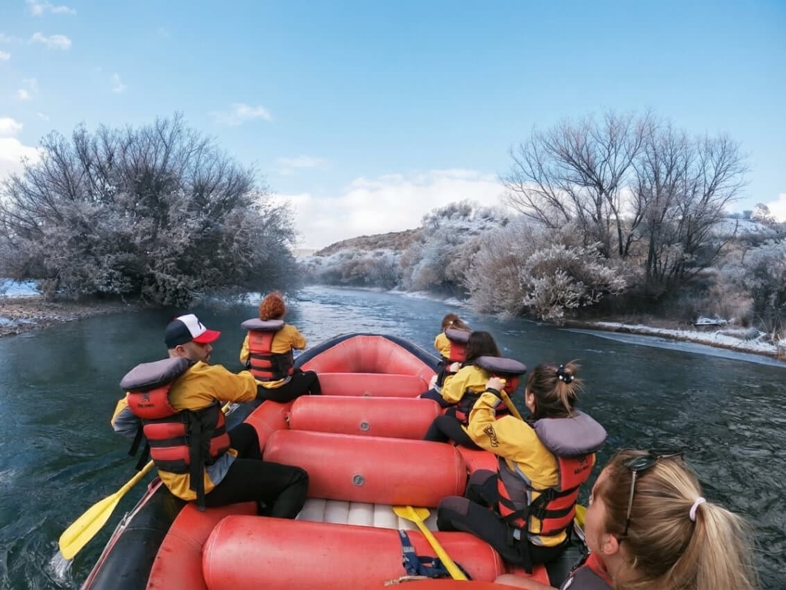 Rafting Limay por la estepa patagónica