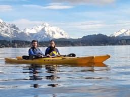 Travesía en Kayak por el Lago Moreno